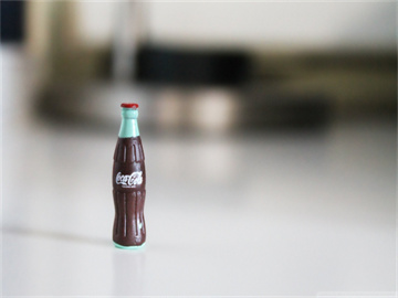 阎王爷成解压神，横店NPC爆火现象揭秘