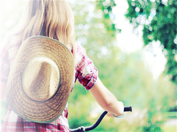  房企年度销售表现放榜：保利居首，千亿房企共11家